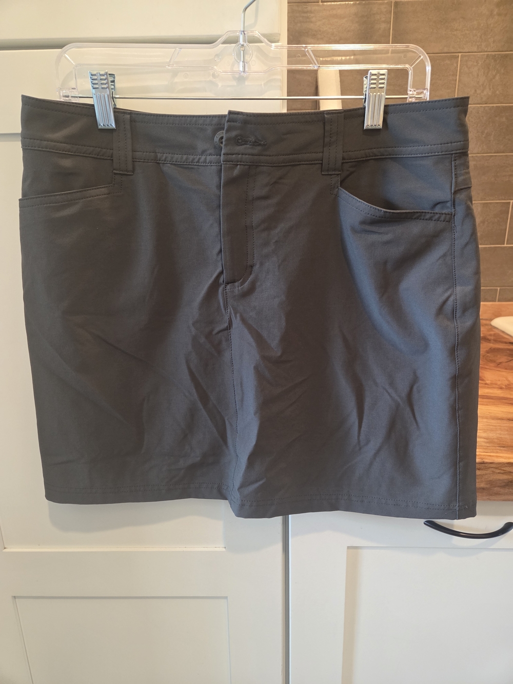 Eddie Bauer Charcoal Gray Skort with Front Pockets